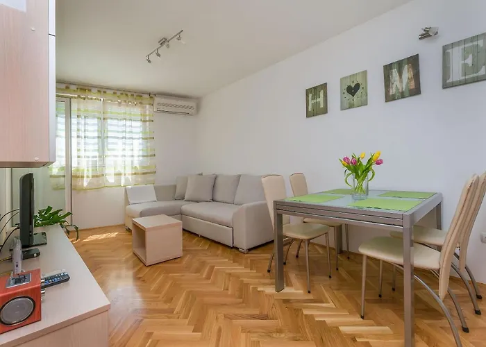 Cetina 오미스