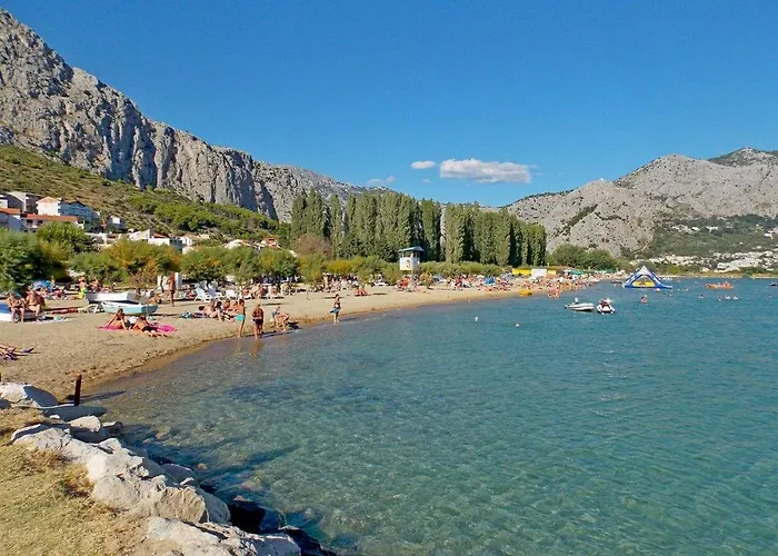 Cetina Apartmán *